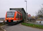 DB Lint 0648 463/963 passiert hier auf dem Weg nach Kiel gerade die Schleibrücke Lindaunis.