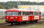 AKN VT 3.09(798 309-0, REV/AKN KTK/29.11.12)und AKN VT 3.08(798 308-2, REV/AKN KTK/29.03.12) als Sonderzug anlässlich der  Husumer Krabbentage  bei der Einfahrt in den Husumer Bahnhof(Bild 1).