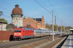 101 025-5 DB Fernverkehr AG mit Neulack mit dem IC 142 von Berlin Ostbahnhof nach Schiphol (Airport) in Rathenow.