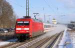 BR 101 026-3 mit ihren IC rauscht durch den Bf Tostedt in Richtung Bremen.