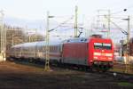 101 131 mit IC 2217   am 29.12.2014  in Hamburg-Harburg   auf dem Weg nach Süden