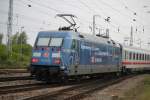 101 042-0 mit IC 2184(Hamburg-Binz)bei der Einfahrt im Rostocker Hbf.15.08.2015