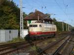 Mein Beitrag zum TEE Sonderzug Binz-Stuttgart am 09.Oktober 2011.Da eine Aufnahme vom ganzen Zug von allen Seiten nicht mglich war(die Sonne stand ungnstig)blieb mir nur die Mglichkeit 103 184 beim