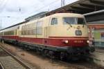 103 235-8 kurz vor der Abfahrt nach Ostseebad Binz im Rostocker Hbf.03.06.2012