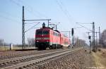 111 132-7 mit kaputten Steuerwagen (50 80 86 - 75 062-9 DBpbzfa 765.5 DB Regio AG Regio Nord Bremen Hbf) in Friesack(Mark) in Richtung Neustadt(Dosse) unterwegs.