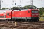 112 107 mit RE 5(RE 4352)von Landsberg(b.Halle/Saale)nach Rostock Hbf bei der Einfahrt im Rostocker Hbf.01.08.2015