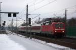 120 119-3 mit dem CNL 471 von Paris Est nach Berlin Sdkreuz in Rathenow.