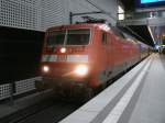 Im  Keller  vom Berliner Hbf kam 120 159-9 mit dem EC 174,Budapest Keleti pu.-Hamburg Altona,am 26.Mrz 2012,an.