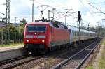 120 119-3 mit dem IC 2037 Leipzig Hbf in Braunschweig, geschoben hat die 101 069-3.