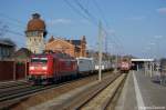 145 005-5 mit Containerzug in Rathenow in Richtung Stendal unterwegs.