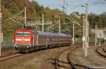 112 105 mit dem RE2 (RE 37385) von Rathenow nach Cottbus bei der Ausfahrt aus Rathenow.