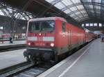 Immer noch sind die Lady`s im Leipziger Hbf zusehen.Auch 143 337-4 konnte ich,am 26.Mrz 2012,mit einem RE nach Halle(Saale) auf meinem Speicher verewigen.