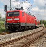 112 104-5 mit RB 13260 von Ribnitz-Damgarten West nach Rostock Hbf bei der Einfahrt im Rostocker Hbf.14.06.2013