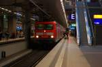 114 040-9 mit dem Warnemnde Express (RE 38590) in Berlin Hbf (tief).