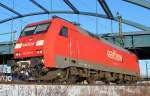 Die BR 152 051-9 bei schönsten Winterwetter auf Rangierfahrt im Rbf Alte Süderelbe, am 03.02.2012