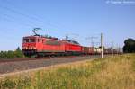 155 097-9 DB Schenker Rail Deutschland AG mit der Wagenlok 232 209-7 und einem gemischtem Gterzug in Vietznitz und fuhr in Richtung Wittenberge weiter.