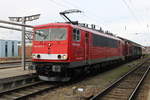 155 060-7 stand am Mittag mit einer Überführung von Rostock-Bramow nach Leipzig im Rostocker Hbf.29.01.2021