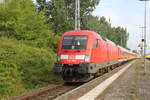 182 009 mit RE 13290 inklusive Kaffeekanne von Warnemünde nach Berlin-Ostbahnhof bei der Durchfahrt im Haltepunkt Rostock-Bramow.08.07.2017