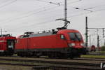 182 019 stand am 09.09.2017 aufgerüstet im Bw Rostock Hbf.