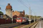 185 058-5 mit einem Schwefelkesselzug in Rathenow Richtung Stendal unterwegs.