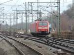 185 002-3 bei der Durchfahrt in Hamburg-Harburg gen Maschen am 22.03.2016