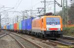 Locon 189 820 mit Containerzug in Hamburg-Harburg Richtung Hamburg-Waltershof am 26.03.2015