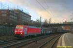 27/01/2015:
DSB/DB EG3113 mit gemischten Güterzug in Hamburg-Harburg auf dem Weg nach Maschen Rbf.