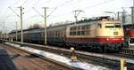 103 230-9 mit einem Interzonenzug aus Berlin in Braunschweig am 24.02.1983.