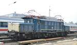 194 178-0 in Ulm am 01.05.2013.