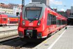 2442 218-0 als RB 5423 von Mnchen Hbf nach Seefeld in Tirol stand am 28.08.2014 noch friedlich im Mnchener Hbf.