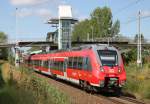 442 838-9 als S1 von Warnemnde nach Rostock Hbf bei der Ausfahrt im Haltepunkt Rostock-Marienehe.28.08.2015