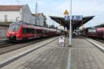 442 849-6,628 620 und 628 613 hatten am 09.10.2015 im Bahnhof Gstrow noch Zeit bis zur Abfahrt.