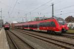 442 359-6 als S1 von Rostock Hbf nach Warnemnde Werft musste am 13.11.2015 noch Warten.