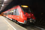 442 339 als S1(Rostock-Warnemnde)stand am frhen Morgen gegen 06:55 Uhr am Haltepunkt Rostock-Holbeinplatz.04.12.2020