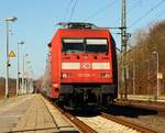 DB 101 128-7 mit dem IC 1981 nach Berlin Südkreuz.