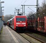 101 095-8 mit dem IC 2407 nach Köln beim Halt in Schleswig.