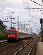 DB 101 002-4 mit dem LPF 78082 aus Hamburg Langenfelde festgehalten während der Durchfahrt in Jübek.