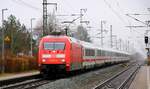 DB 101 015-6 mit dem IC 2070 aus Berlin aufgenommen bei der Durchfahrt in Jübek am 11.02.2023