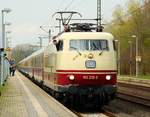 Frisch von einer lang andauernden Reparatur am Bremssystem zurück zog die DB 103 235-8 am 22.04.2012 den IC79/2417  Hanseat  von Flensburg nach Köln, hier ist der Zug bei der Abfahrt in