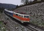 Mit einem Fußballsonderuug  bei Neckarzimmern ist SVG 111 185  nach Stuttgart Hbf unterwegs.