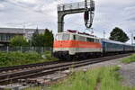 111 185 mit SDZ durch Heddesheim/Hirschberg gen Süden am 16.6.2024