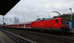 DB 112 144-1 als Schublok einer 6 n-Wagen Garnitur als SH Express nach Hamburg beim Halt in Schleswig.