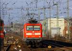 DB 112 147(REV/LD X/30.09.15)hat hier mit dem RE7 aus Flensburg kommend Einfahrt in Neumünster und wird weiter Richtung Hamburg Hbf fahren.