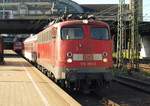 DB E 10 383/115 383-2 verlässt hier HH-Hbf Richtung HH-Altona mit einem Az am Haken.