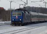 DB 120 151-6 mit einem IC nach Köln verlässt am 12.02.2010 Schleswig Richtung Hamburg.