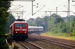 DB 120 144-1 mit dem CNL 472 nach Kopenhagen und gut 240 kundenfreundlichen Minuten Verspätung(normal 05.33h heute 09.25h Durchfahrtszeit)rauscht hier am Fotografen vorbei Richtung