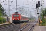 DB Regio Kiel 143 311-9(REV/LD X/02.10.08, Verl/AK/26.08.15)mit dem wg der Bauarbeiten bei Nortorf neu geschaffenen RE 75(Rendsburg-Flensburg) aufgenommen bei der Einfahrt in Jübek bei Schleswig.