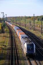 ES 64 U2-035/ 182 535 mit Containerzug aufgenommen in Buchholz i.d.Nordheide.