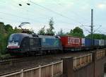 Der ETCS Trainguard unterwegs in Form der MRCE/TXL 182 567-8/ES64U2-067.