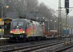 MRCE/TXL ES64U2-060  25 Jahre Wir sind ein Volk  mit dem DGS 40562 auf dem Weg nach Padborg hier bei der Durchfahrt in Schleswig aufgenommen.